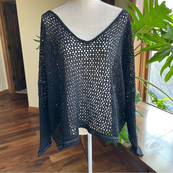 We The Free Black Open Weave Crochet Sweater Top - Picture 4 of 13